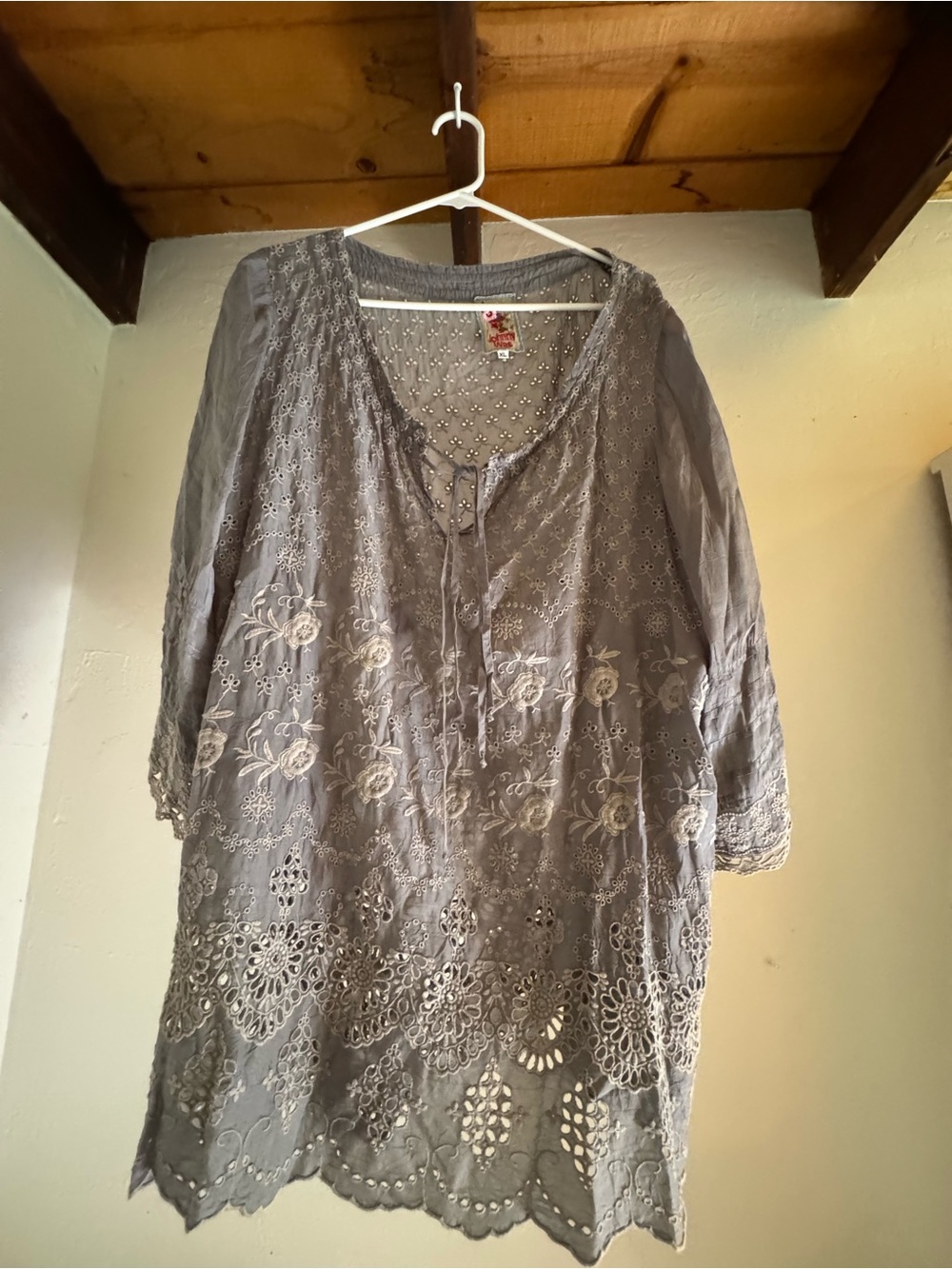 Johnny Was Gray Embroidered Women’s Tunic Top